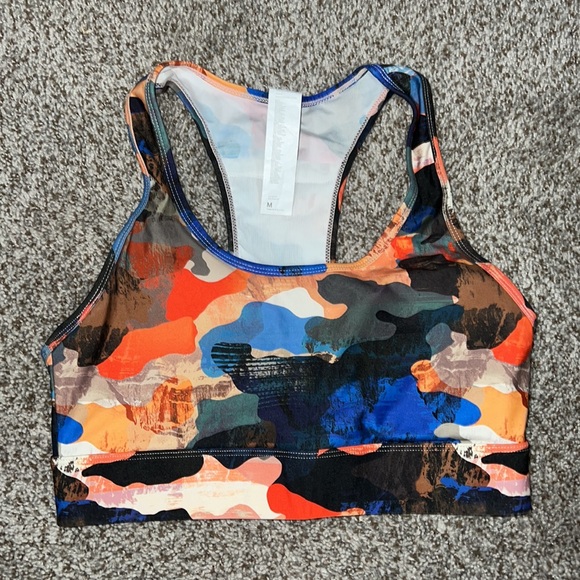 Fabletics - Picture 3 of 4